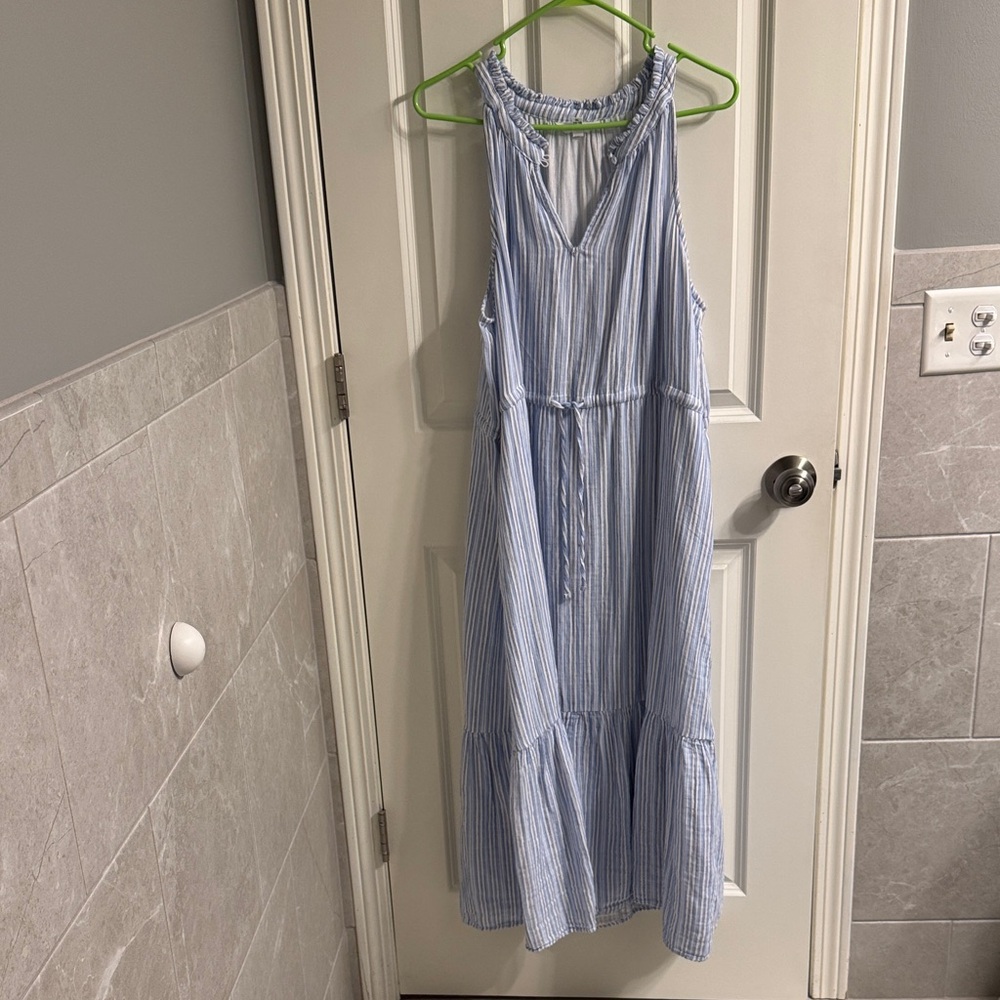 Time and Tru Blue and White Ruffled Dress - Picture 3 of 5